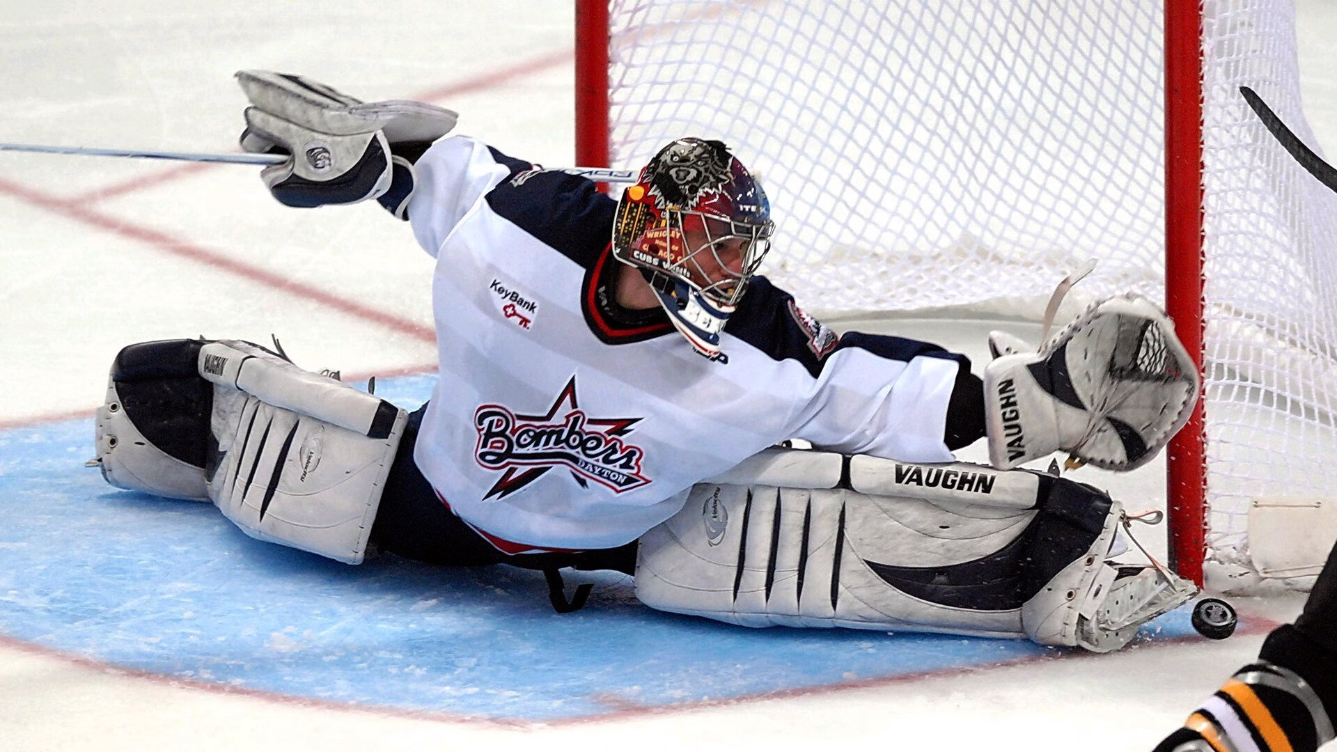 2017年东部决赛:库里在第六场攻防两端表现完美,砍下35分带队晋级!